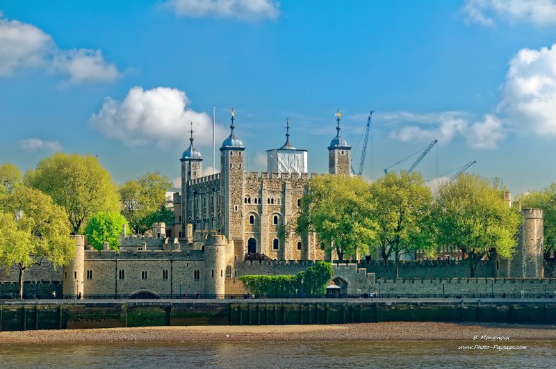La Tour de Londres vue depuis la Tamise
Londres, Royaume Uni
Mots-clés: Londres Royaume_Uni United_Kingdom