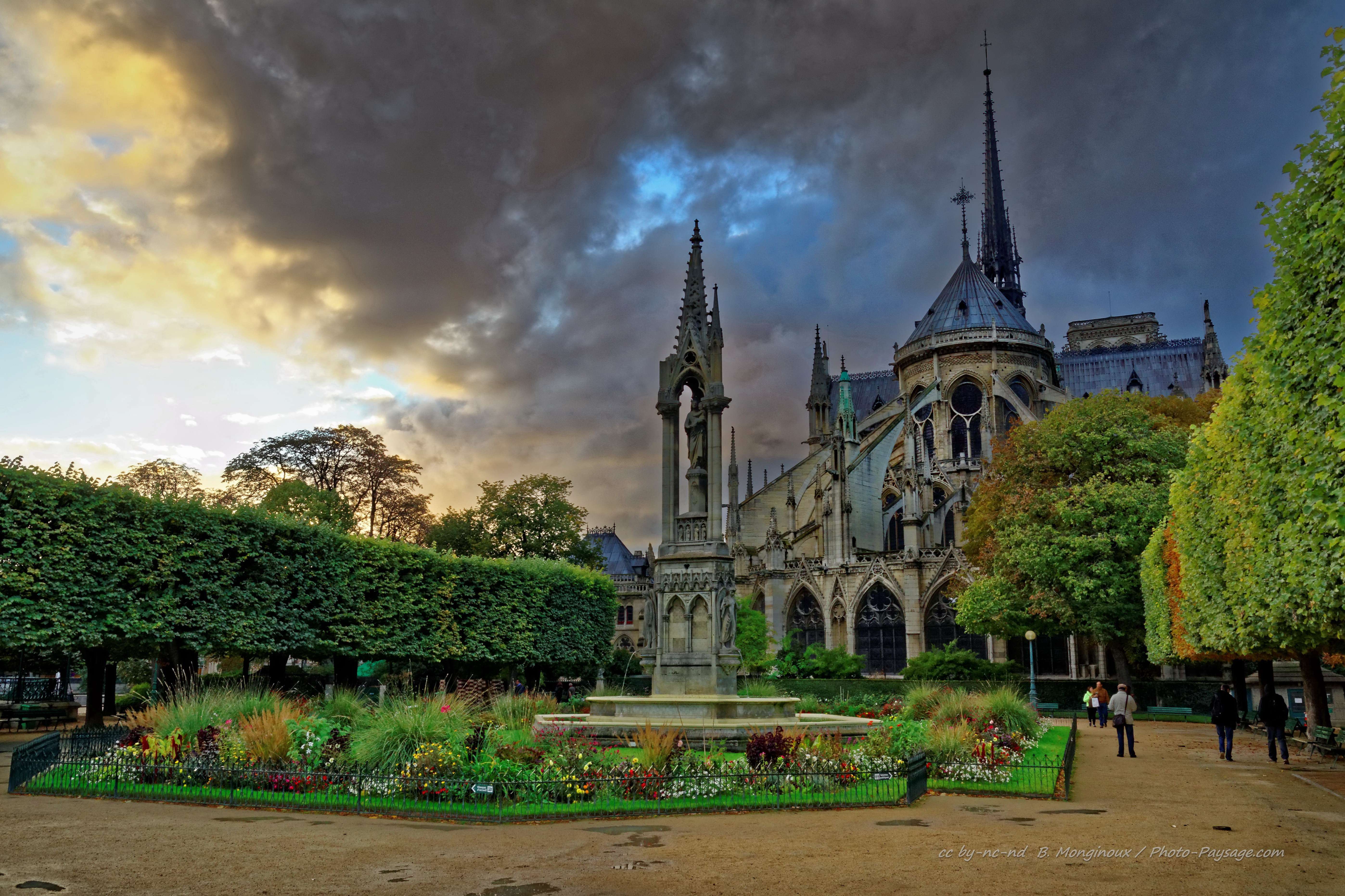 Tours De Notre Dame De Paris Tours De Notre Dame De Paris