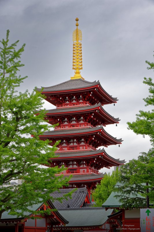 La pagode Sensô-Ji
Tokyo (quartier d'Asakusa), Japon
Mots-clés: cadrage_vertical