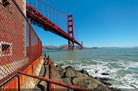 Au-pied-du-Golden-Gate-bridge.jpg