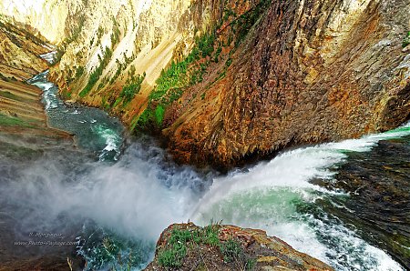 Les-Lower-Falls-et-le-canyon-de-Yellowstone.jpg