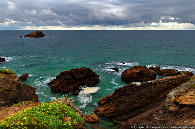 La beauté de l'Océan photographié depuis la Côte Sauvage
Presqu'à®le de Quiberon, Morbihan, Bretagne, France
Mots-clés: cote-sauvage littoral atlantique mer ocean plage vagues falaise presqu-ile quiberon morbihan bretagne recif