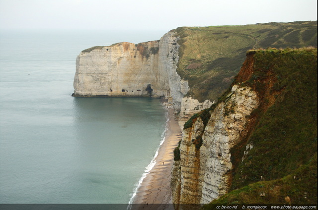 Plage d'Antifer et Pointe de la Courtine
Littoral de Haute-Normandie, France
Mots-clés: etretat normandie mer littoral falaise antifer pointe-de-la-courtine plage sable maree-haute