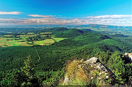 volcans-d-auvergne-chaine-des-puys-02.jpg