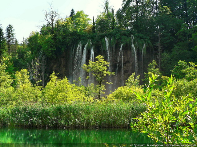 Lac et cascade
Parc National de Plitvice, Croatie.
A lire sur le blog : [url=http://www.photo-paysage.com/blog/?p=16] Les lacs de Plitvice[/url]
Mots-clés: cascade croatie plitvice nature UNESCO_patrimoine_mondial croatie