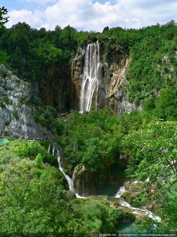 Les grandes chutes de Plitvice
Parc National de Plitvice, Croatie.
A lire sur le blog : [url=http://www.photo-paysage.com/blog/?p=16] Les lacs de Plitvice[/url]
Mots-clés: cascade croatie plitvice nature UNESCO_patrimoine_mondial croatie cadrage_vertical