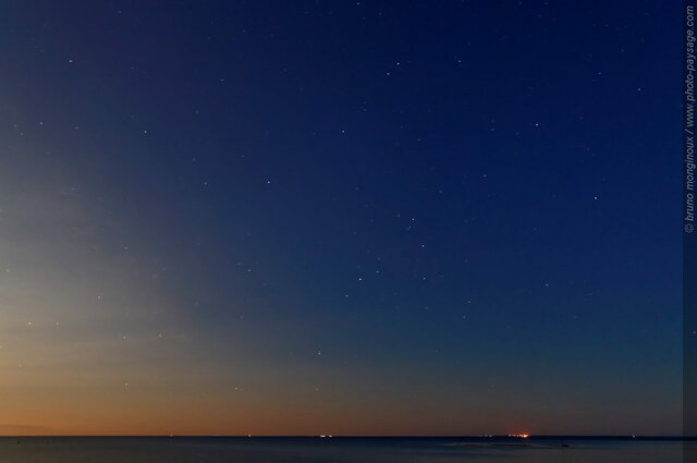 Veillée noctune au bord de la plage
Mots-clés: ciel nuit ciel_nocturne etoile mer categbretagne bretagne