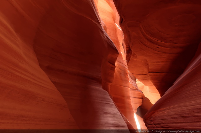 Couleurs d'Antelope Canyon
Upper Antelope Canyon, réserve de la Nation Navajo, Arizona, USA
Mots-clés: antelope canyon arizona navajo usa