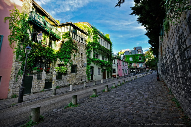 Balade dans les rues de Montmartre, rue de l'Abreuvoir  -02
Montmartre, Paris, France
