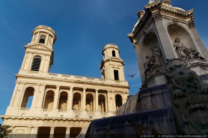 Eglise et fontaine de St Sulpice
Paris, France
Mots-clés: paris monument paysage_urbain eglise categ_fontaine