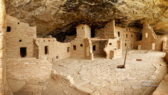 Habitats troglodytes de  Spruce Tree House
Parc national de Mesa Verde, Colorado, USA
Mots-clés: colorado usa monument photo_panoramique