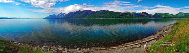 Jackson Lake, vue panoramique depuis la plage
Parc national de Grand Teton, Wyoming, USA
Mots-clés: wyoming usa categorielac photo_panoramique montagne_usa reflets plage