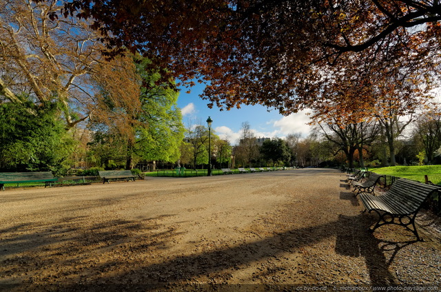 L'allée principale du parc Monceau
[Un jour de printemps au Parc Monceau]
Paris, France
Mots-clés: paris printemps