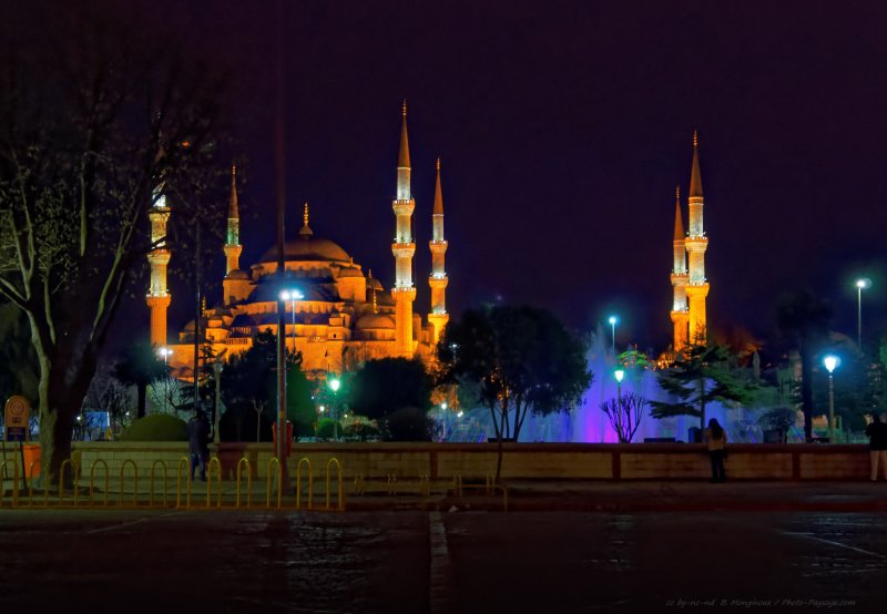 La Mosquée bleue -07
Istanbul, Turquie
Mots-clés: turquie sultanahmet mosquee monument istanbul_by_night minaret