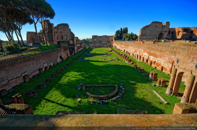 Le Stadio de la Domus Augustana, Mont Palatin, Rome
Rome, Italie
Mots-clés: mont_palatin rome italie ruine monument