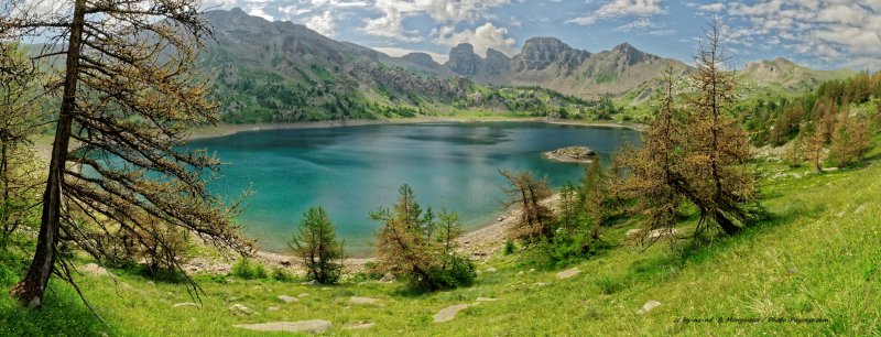 Le lac d'Allos
[Parc national du Mercantour]
Mots-clés: categ_ete photo_panoramique categorielac foret_alpes