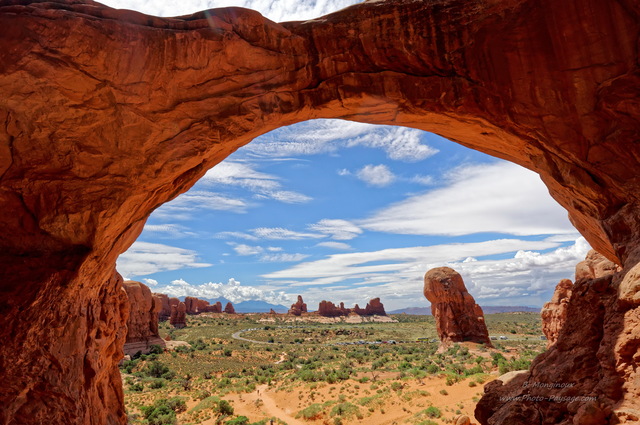 Le paysage vu depuis la Double Arch
Arches National Park, Utah, USA
Mots-clés: utah usa arche_naturelle desert