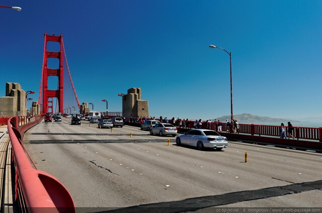 Les voies de circulation du Golden Gate bridge
San Francisco, Californie, USA
Mots-clés: USA etats-unis californie ocean categ_pont san-francisco route