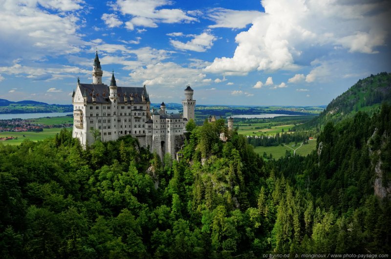 Neuschwanstein : un château de conte de fées
Schwangau, Bavière, Allemagne
Mots-clés: allemagne baviere foret_alpes categ_ete chateau regle_des_tiers monument rempart les_plus_belles_images_de_ville