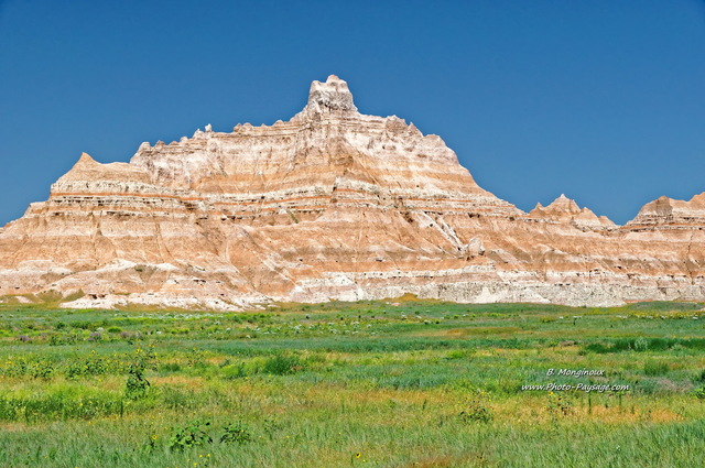 Parc National des Badlands   01
Parc national des Badlands, Dakota du Sud, USA
Mots-clés: dakota_du_sud desert usa categ_ete prairie herbe campagne_usa herbe