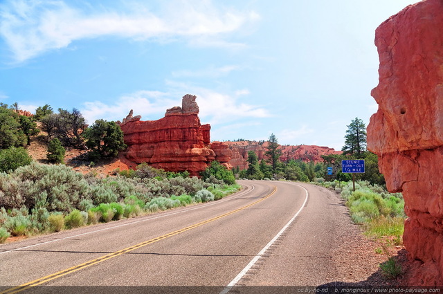 Red Canyon  - La scenic drive 12
Red Canyon, Scenic byway 12, Utah, USA
Mots-clés: red_canyon utah usa categ_ete routes_ouest_amerique