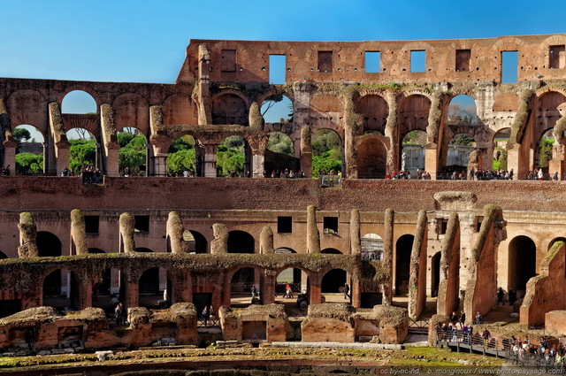 Rome - les gradins du Colisée
Rome, Italie
Mots-clés: rome italie gradin colisee monument