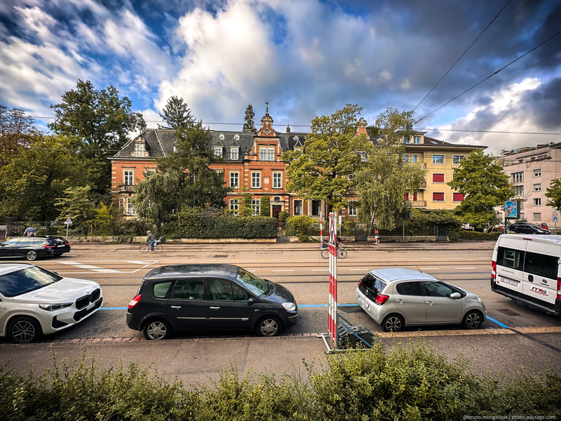 Dans une rue de Bâle 
Bâle (Basel), Suisse
