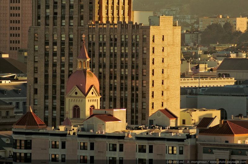 Un clocher d'église dans le centre ville de San Francisco
San Francisco, Californie, USA
Mots-clés: san-francisco californie usa eglise clocher