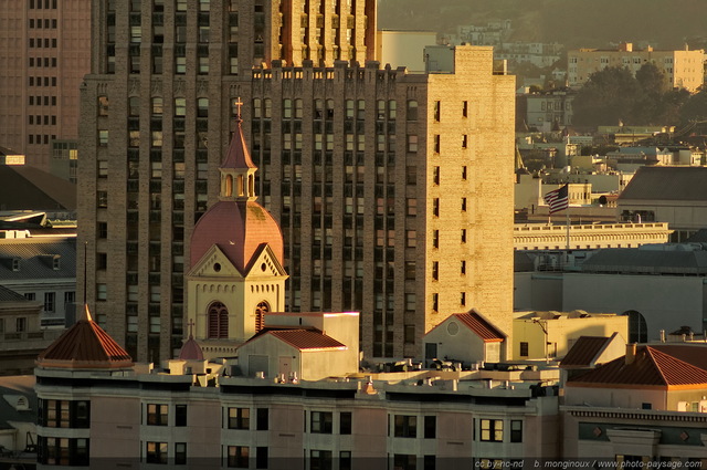 Un clocher d'église dans le centre ville de San Francisco
San Francisco, Californie, USA
Mots-clés: san-francisco californie usa eglise clocher