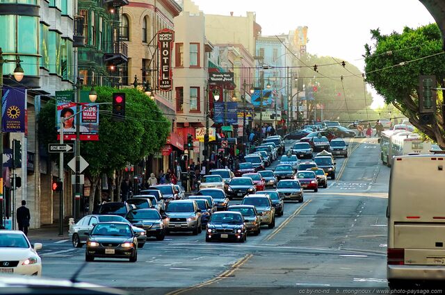 Un embouteillage dans les rues de San Francisco
San Francisco, Californie, USA
Mots-clés: san-francisco californie usa rue