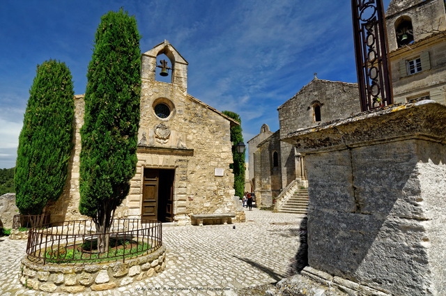 Une petite église aux Baux-de-Provence
Bouches-du-Rhône, France
Mots-clés: categ_ete provence