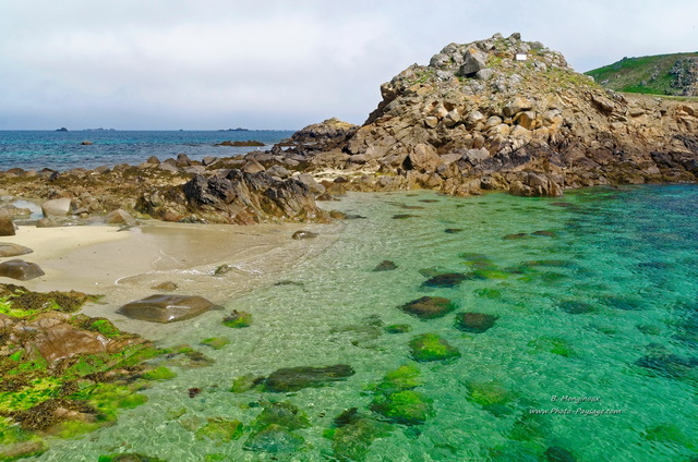 Une plage sur l'àŽle aux Moines (réserve naturelle des Sept àŽles)
 Perros-Guirec, Côtes-d'Armor, Bretagne
Mots-clés: bretagne littoral mer manche plage cotes-d-armor