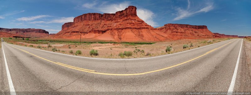 Vue panoramique de la route UT 128
Moab, Utah, USA
Mots-clés: moab utah usa routes_ouest_amerique photo_panoramique desert