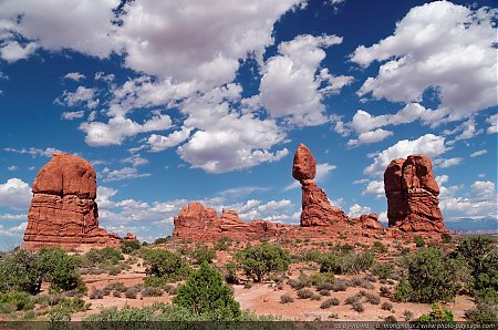 Balanced-Rock-Arches-National-Park.jpg