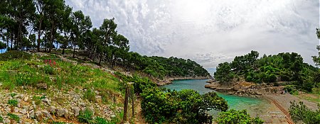 Calanque-de-Port-Pin2C-vue-panoramique.jpg