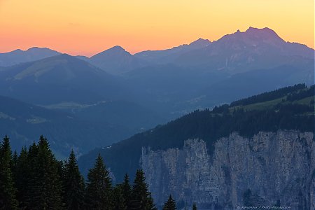 Coucher_de_Soleil_a_Avoriaz.jpg