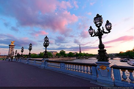 Fin-de-journee-sur-le-pont-Alexandre-III.jpg