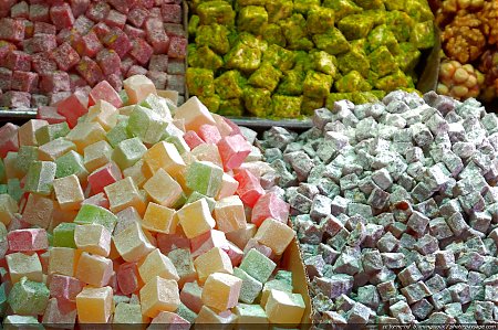 Nom du fichier=Loukoums_-_Bazar_Egyptien.jpg
Taille du fichier=2092Ko
Dimensions : 3056x2037
Ajouté le : 25 Avril 2011 Loukoums_-_Bazar_Egyptien.jpg