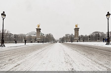 Neige-sur-le-Pont-Alexandre-III.jpg