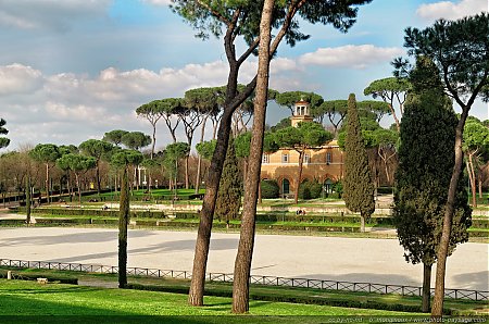 Villa_Borghese-Piazza_di_Siena_.jpg