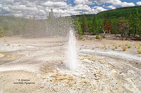 Vixen-Geyser.jpg